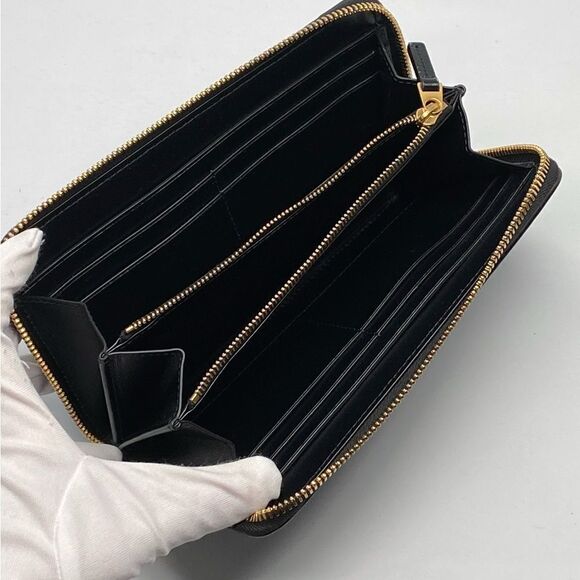 Bottega Veneta Intrecciato Leather Zip-Around Wallet - Picture 12 of 13